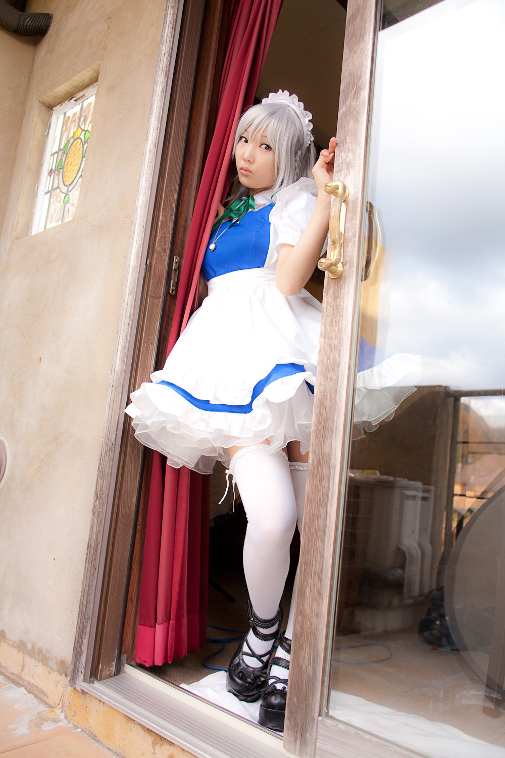 cosplay美女套图 c77 Sakuya Izayoi　白丝假发扮相(1)